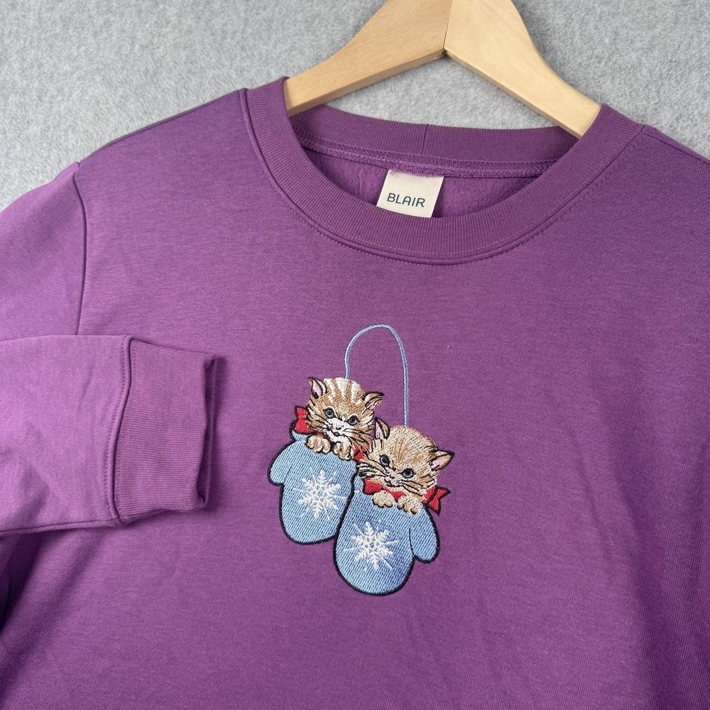 Blair Sweatshirt Womens Medium Purple Embroidered Kittens Mittens Winter Cats